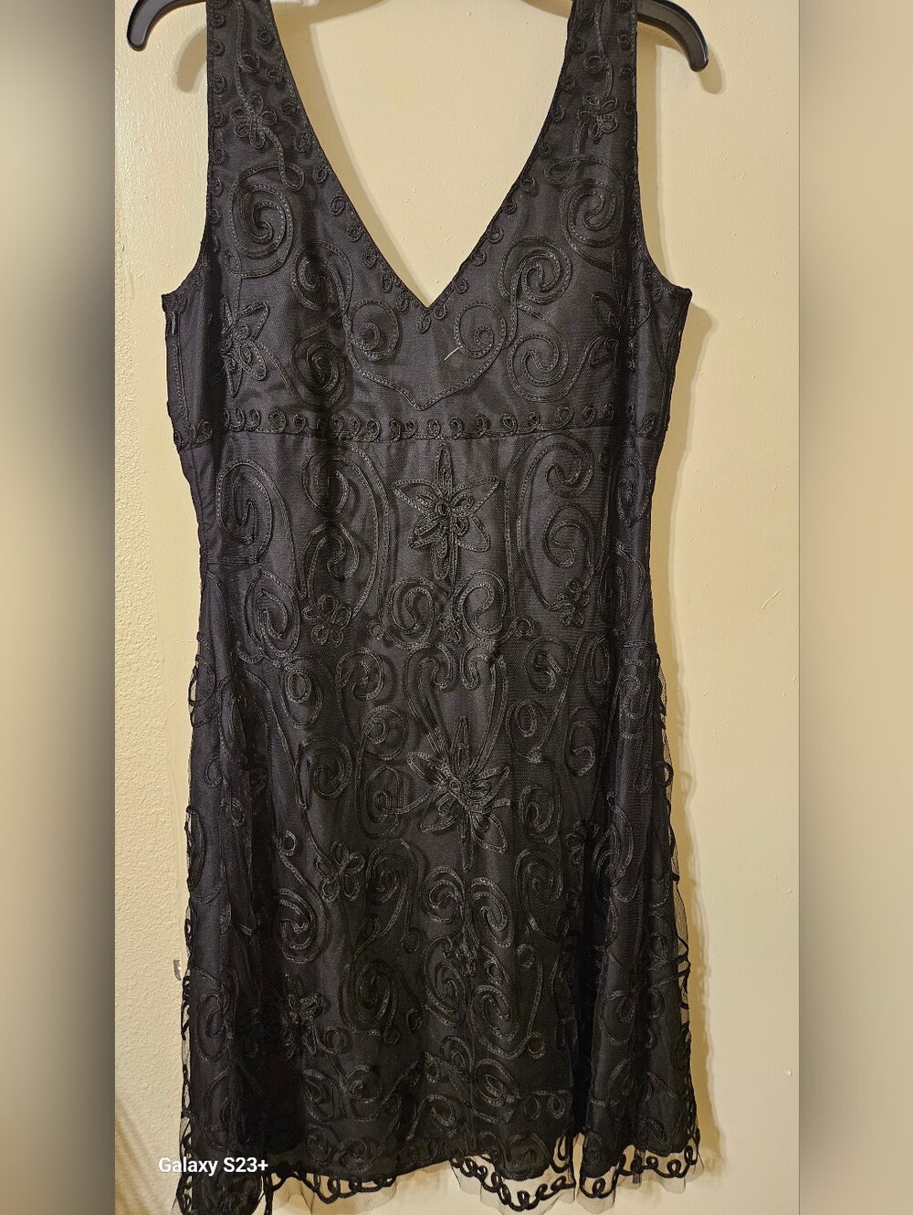 PRELUDE Elegant Black V-Neck Lace Evening Dress - Picture 5 of 6